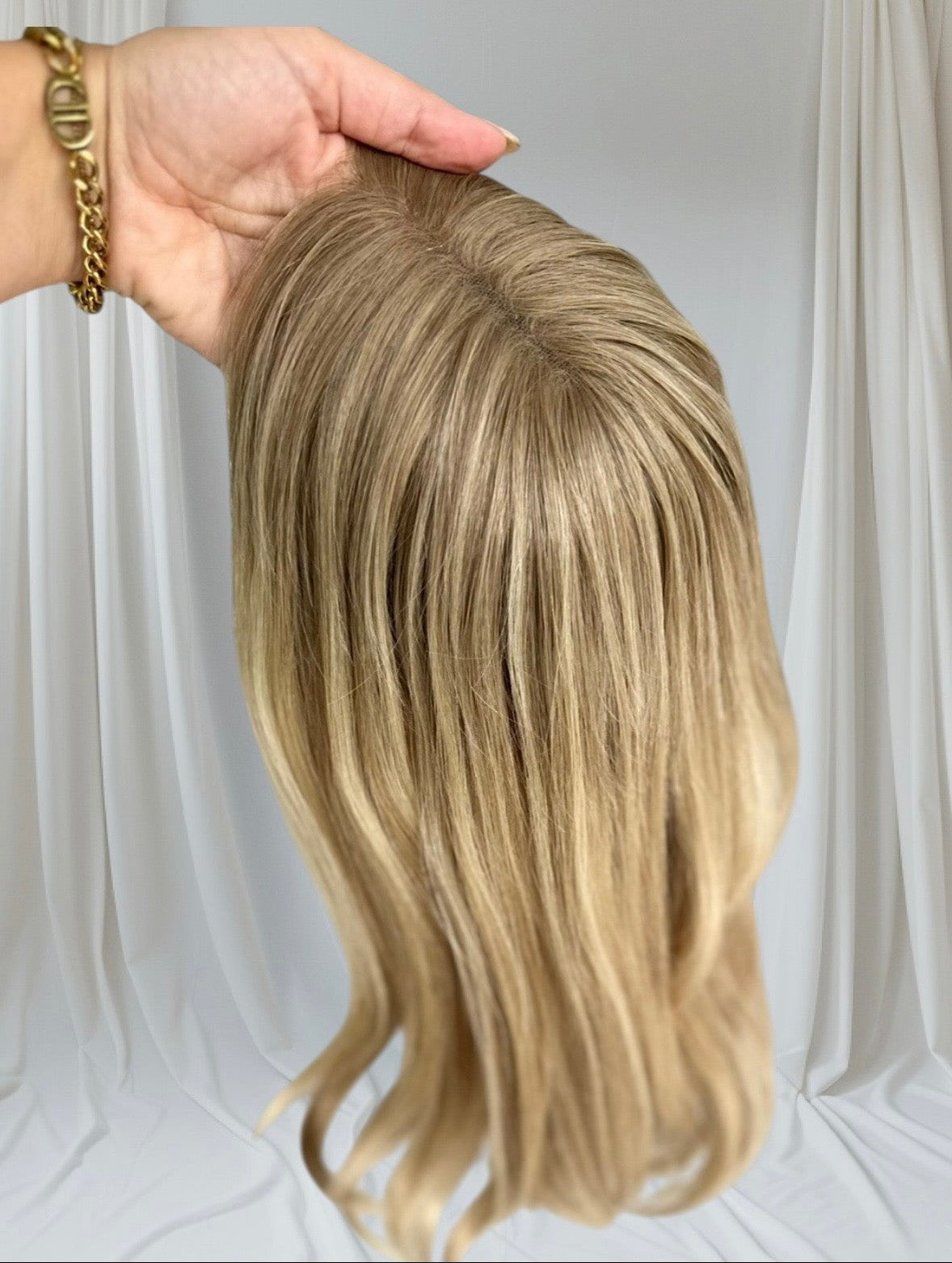 Angela - Hair Topper (8x8 cap / 17-18")