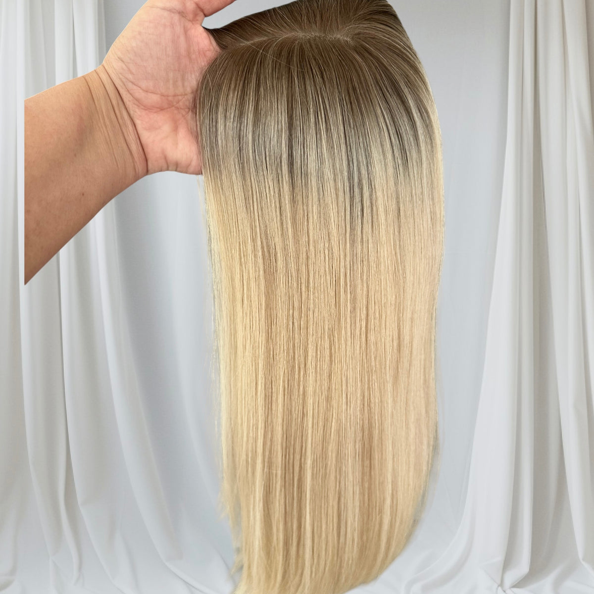 PARIS - Cool Blonde w/ deeper roots - Hair Topper (8x8 cap / 17-18")