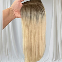 PARIS - Cool Blonde w/ deeper roots - Hair Topper (8x8 cap / 17-18")