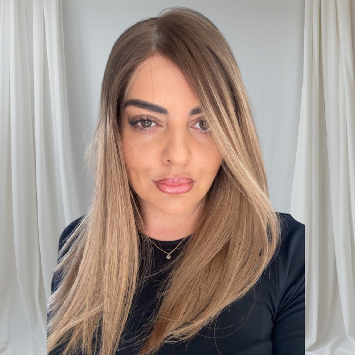 NEW- Becky Wig - Brown with highlights (15- 16" Length