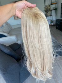 AGUILERA - Platinum Blonde - Hair Topper (5x7 cap / 17-18")