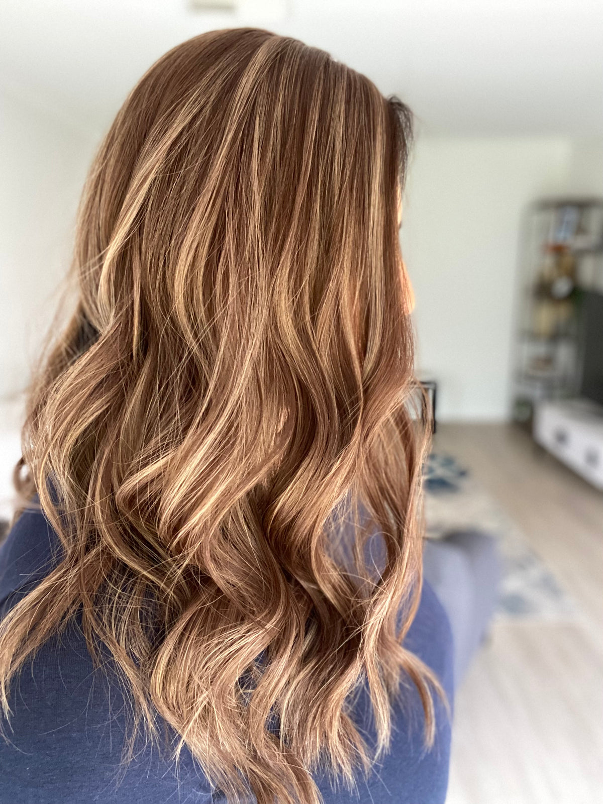 ANNA - Light brown w/ blonde highlights - Hair Topper (8x8 cap / 21-23")